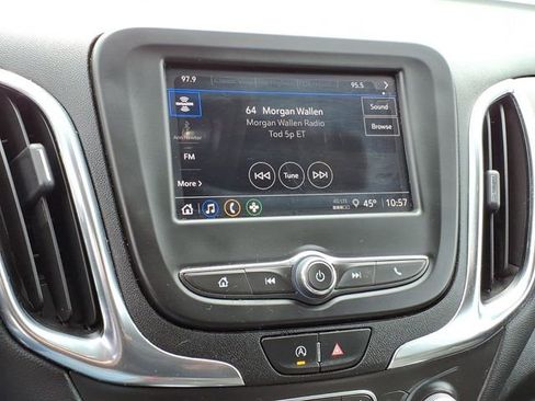 Used 2022 Chevrolet Equinox LT image 19