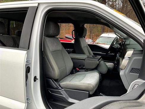 Used 2023 Ford F350 XLT w/ FX4 Off-Road Package image 11