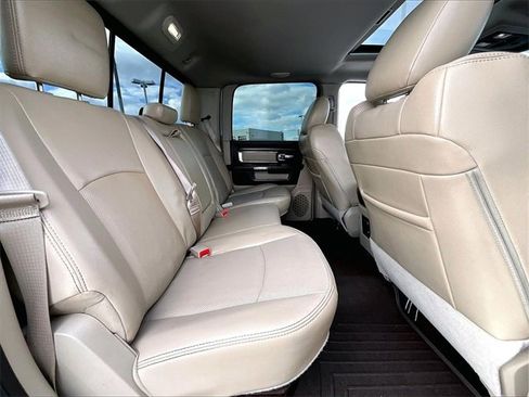 Used 2015 RAM 2500 Laramie w/ Convenience Group image 15