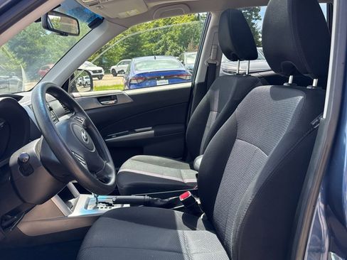 Used 2012 Subaru Forester 2.5X Premium AWD/4WD image 6