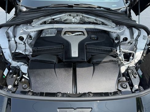 Used 2025 Aston Martin DBX 707 AWD/4WD image 40
