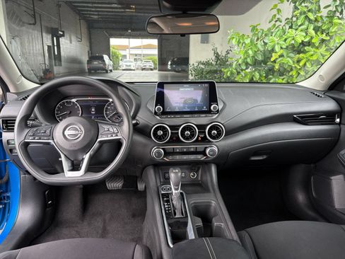 Used 2025 Nissan Sentra SV FWD image 27