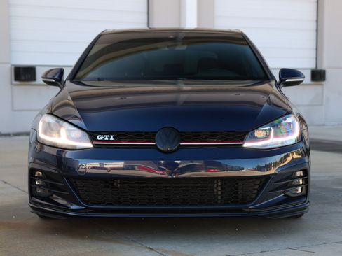 Used 2018 Volkswagen GTI Autobahn FWD image 21