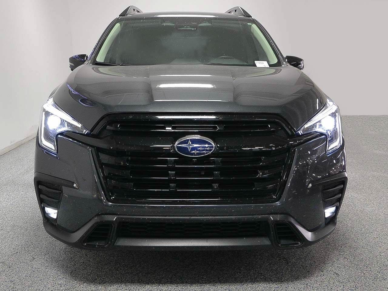 Used 2023 Subaru Ascent Onyx Edition Limited AWD/4WD image 2