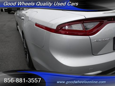 Used 2018 Kia Stinger Premium AWD/4WD image 9