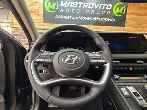 Used 2024 Hyundai Palisade Limited AWD/4WD image 22