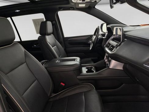 Used 2022 GMC Yukon SLT w/ SLT Premium Package AWD/4WD image 14