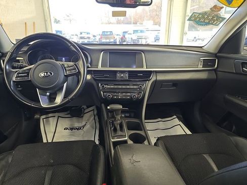 Used 2019 Kia Optima S w/ S Panoramic Sunroof Package image 11