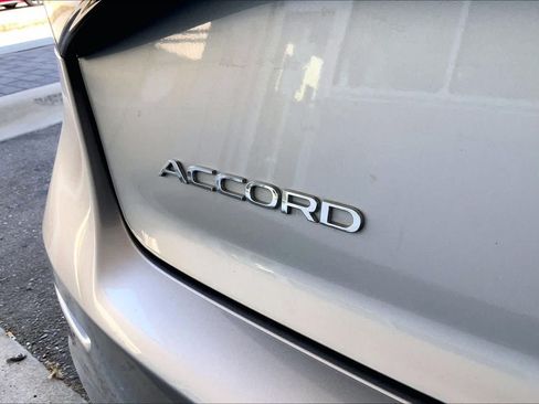 Used 2024 Honda Accord EX image 10