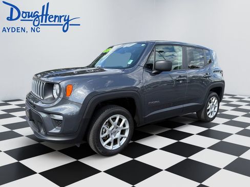 Used 2023 Jeep Renegade Latitude AWD/4WD image 1