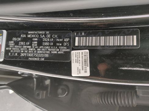 Used 2025 Kia K4 FWD image 33