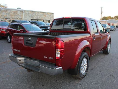 Used 2019 Nissan Frontier SV image 7