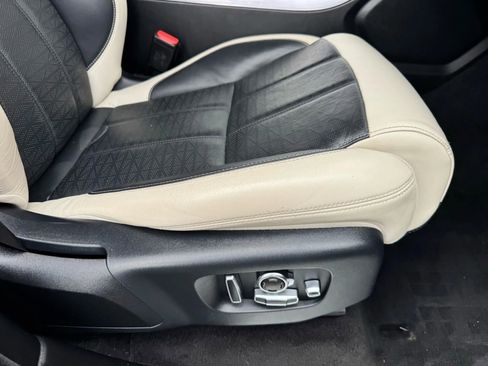 Used 2019 Land Rover Range Rover Sport HSE Dynamic image 33