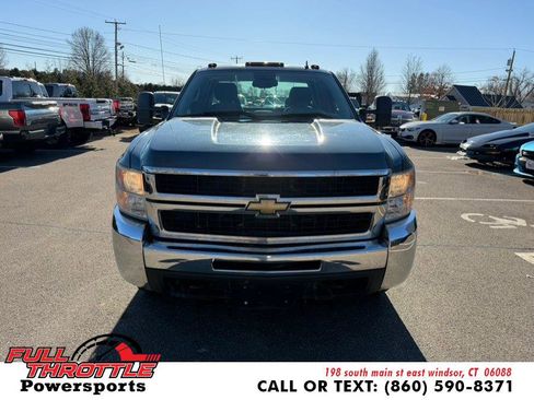 Used 2009 Chevrolet Silverado 2500 W/T w/ Snow Plow Prep Package image 4