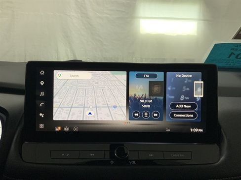 Used 2024 Nissan Rogue SL AWD/4WD image 27
