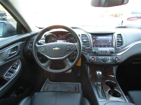 Used 2014 Chevrolet Impala LT image 26