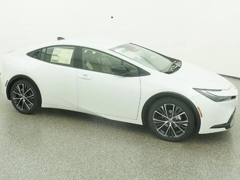 New 2026 Toyota Prius XLE image 12