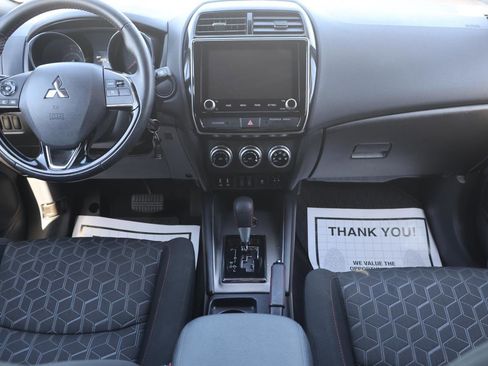 Used 2024 Mitsubishi Outlander Sport AWD image 13