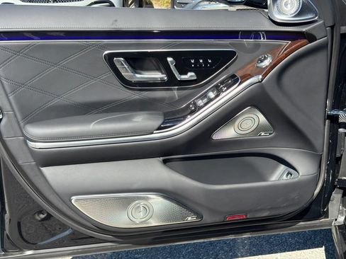 New 2026 Mercedes-Benz Maybach S 680 4MATIC image 15