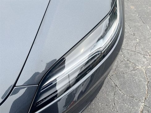 Used 2025 Tesla Model 3 Long Range image 10