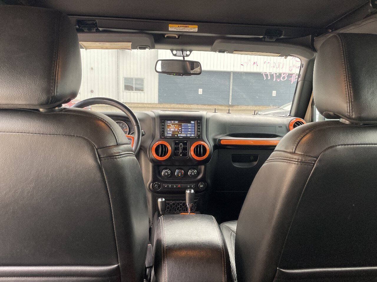 Used 2016 Jeep Wrangler Unlimited Sahara AWD/4WD image 46