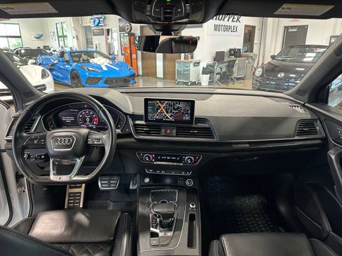 Used 2020 Audi SQ5 Premium Plus w/ Premium Plus Package AWD/4WD image 18