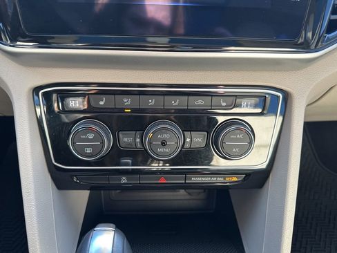 Used 2022 Volkswagen Atlas SEL image 23