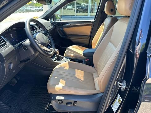 Certified 2023 Volkswagen Tiguan SE AWD/4WD image 14