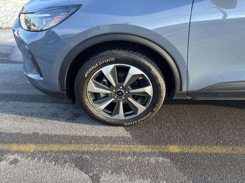 Used 2024 Ford Escape Platinum image 11