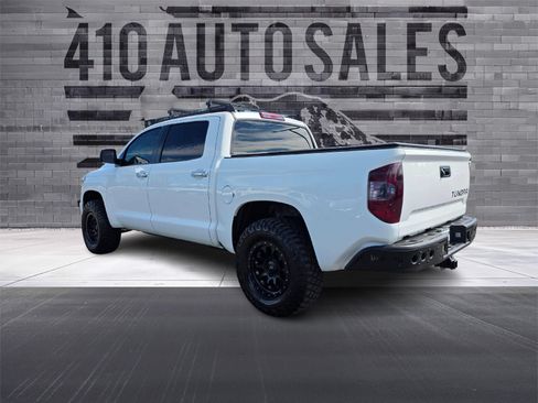 Used 2018 Toyota Tundra Limited w/ Limited Premium Package AWD/4WD image 8