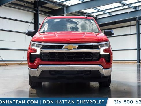 Used 2022 Chevrolet Silverado 1500 LT AWD/4WD image 24