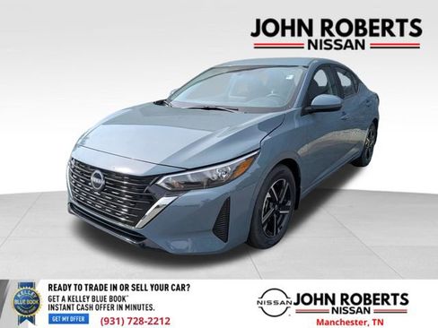 Certified 2025 Nissan Sentra SR FWD image 2