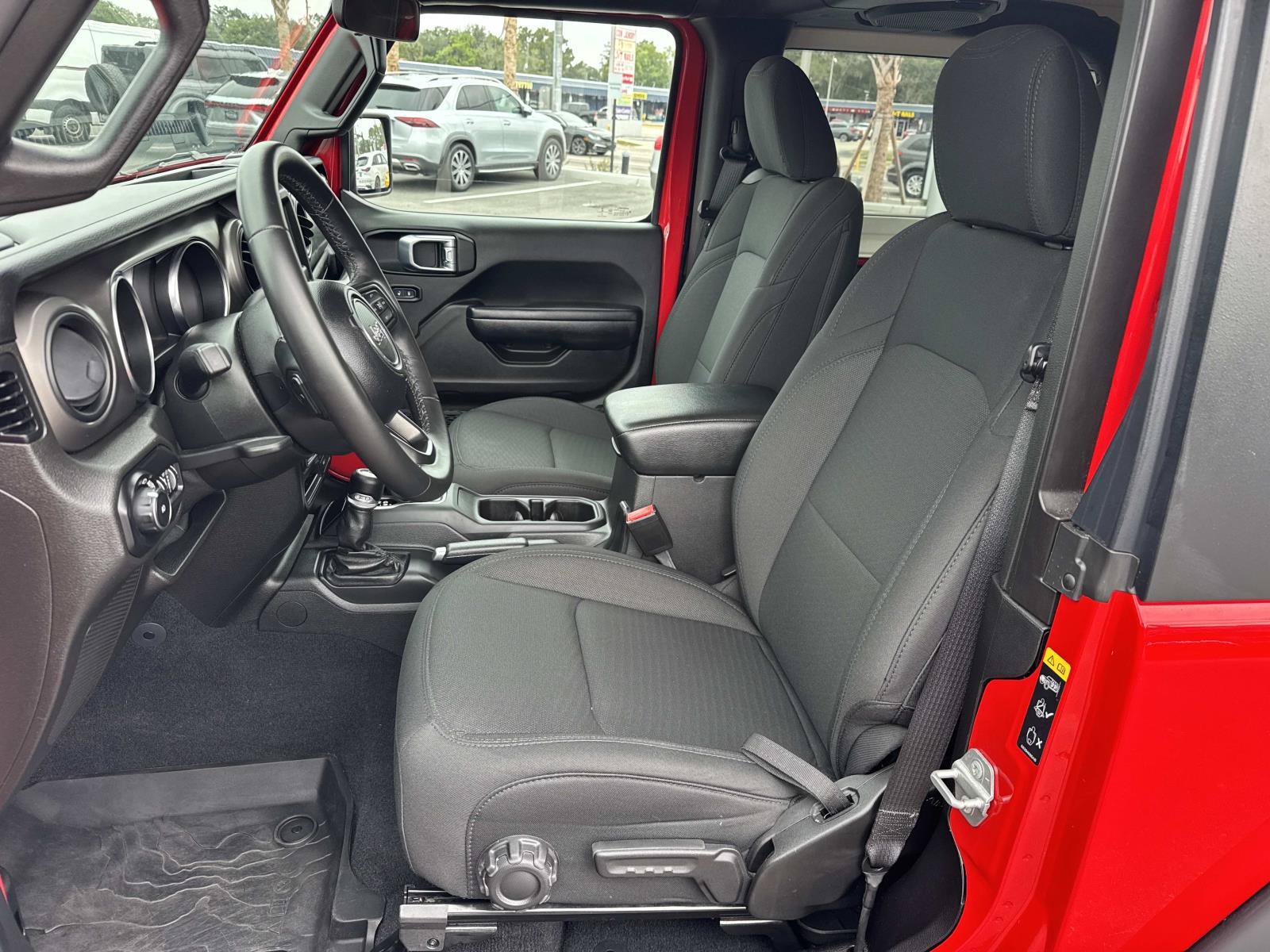 Used 2021 Jeep Wrangler Sport AWD/4WD image 15
