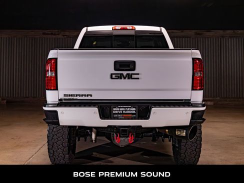 Used 2017 GMC Sierra 2500 Denali w/ Duramax Plus Package AWD/4WD image 7