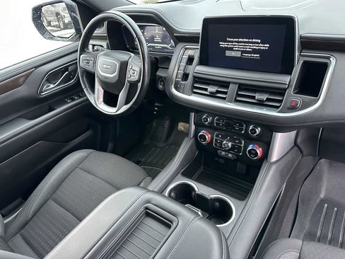 Used 2022 GMC Yukon XL SLE w/ Max Trailering Package image 11