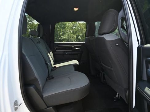 Used 2024 RAM 2500 Big Horn AWD/4WD image 21