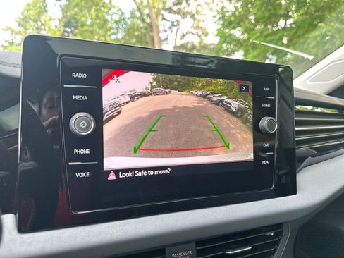 New 2026 Volkswagen Jetta SE FWD image 15
