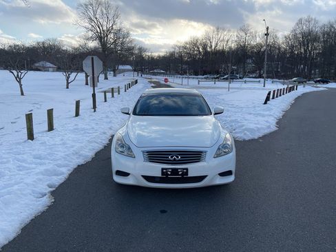 Used 2010 INFINITI G37 Sport image 4