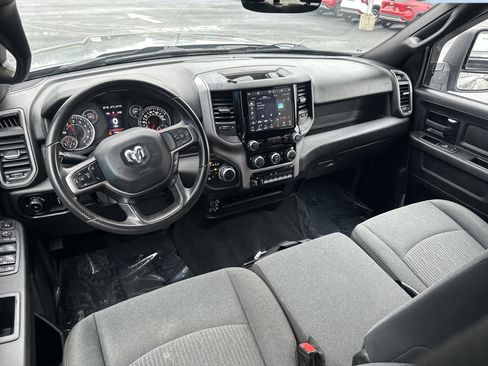 Used 2024 RAM 2500 Tradesman w/ Chrome Appearance Group AWD/4WD image 10