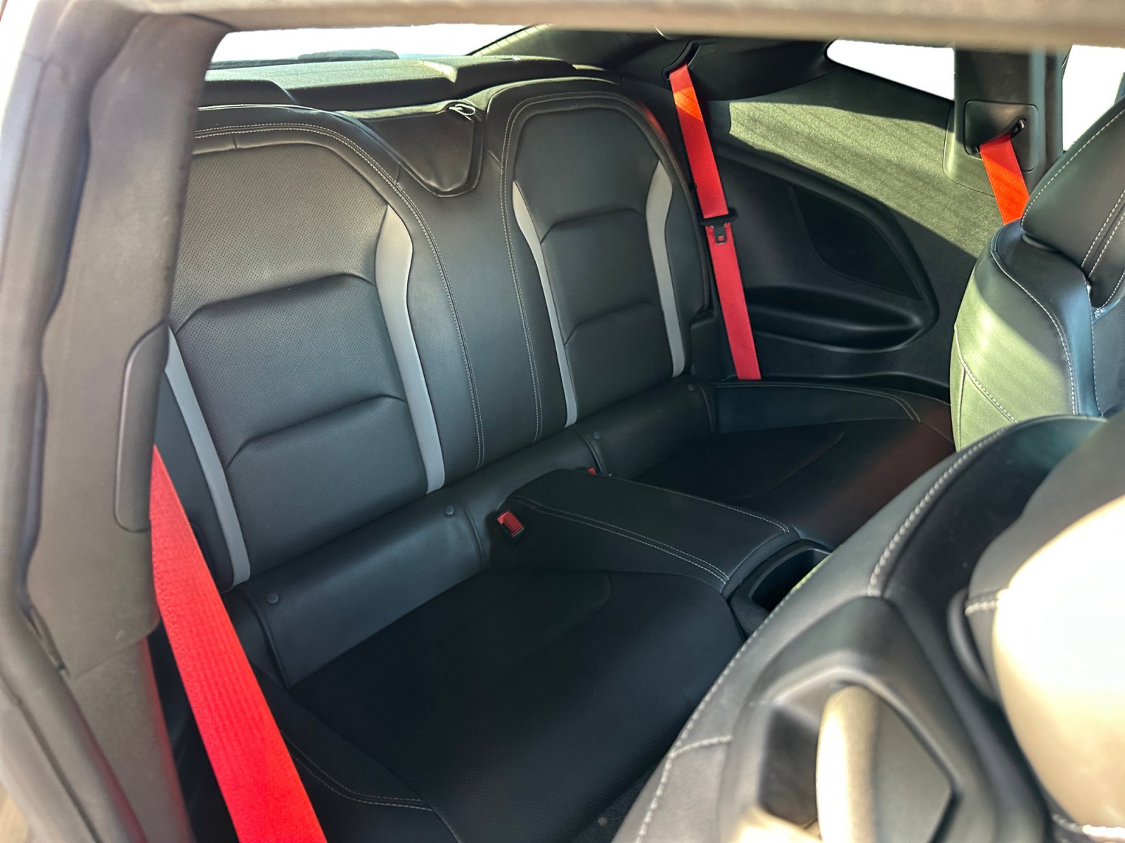 Used 2021 Chevrolet Camaro SS RWD image 13