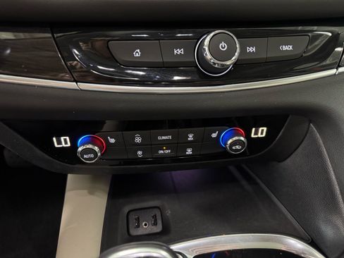 Used 2019 Buick Enclave Essence w/ Trailering Package, 5000 lbs. AWD/4WD image 26