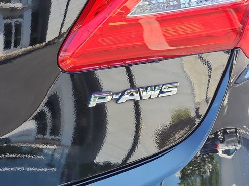 Used 2016 Acura RLX w/ Technology Package FWD image 31