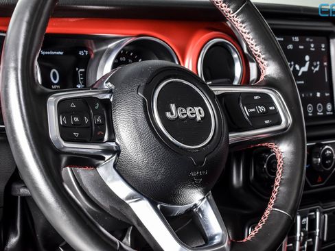 Used 2022 Jeep Wrangler Unlimited Rubicon w/ Xtreme Recon 35" Tire Package image 17