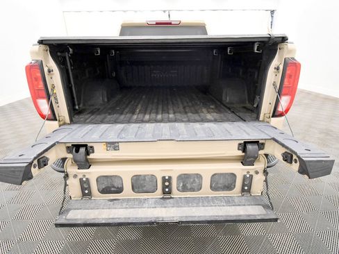 Used 2022 GMC Sierra 1500 Elevation w/ X31 Off-Road Package AWD/4WD image 6
