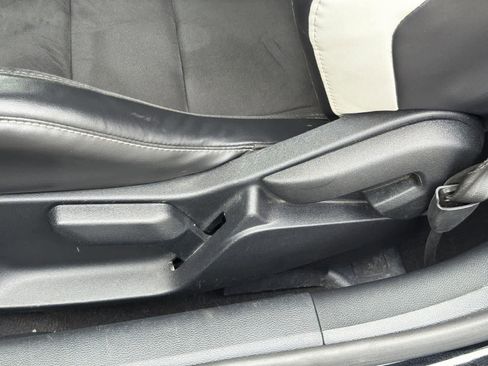 Used 2020 Ford Mustang Shelby GT500 w/ Technology Package image 24