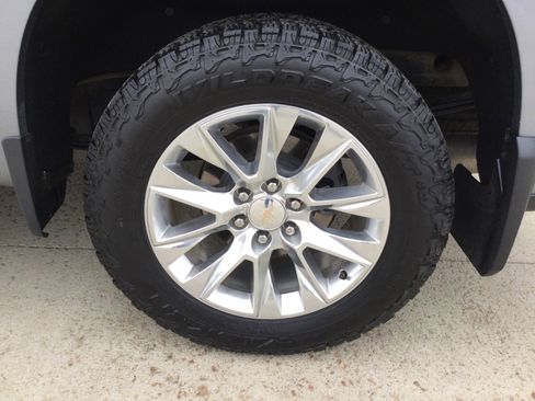 Used 2022 Chevrolet Silverado 1500 LTZ image 6