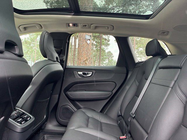 Used 2020 Volvo XC60 T5 Inscription w/ Protection Package AWD/4WD image 22