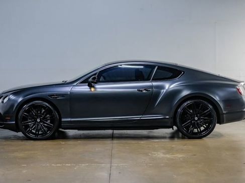 Used 2016 Bentley Continental GT image 16