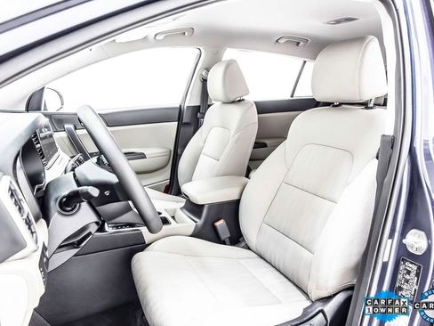 Used 2022 Kia Sportage LX image 27