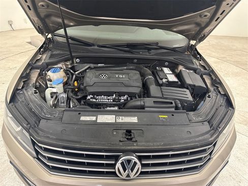Used 2016 Volkswagen Passat 1.8T S image 18